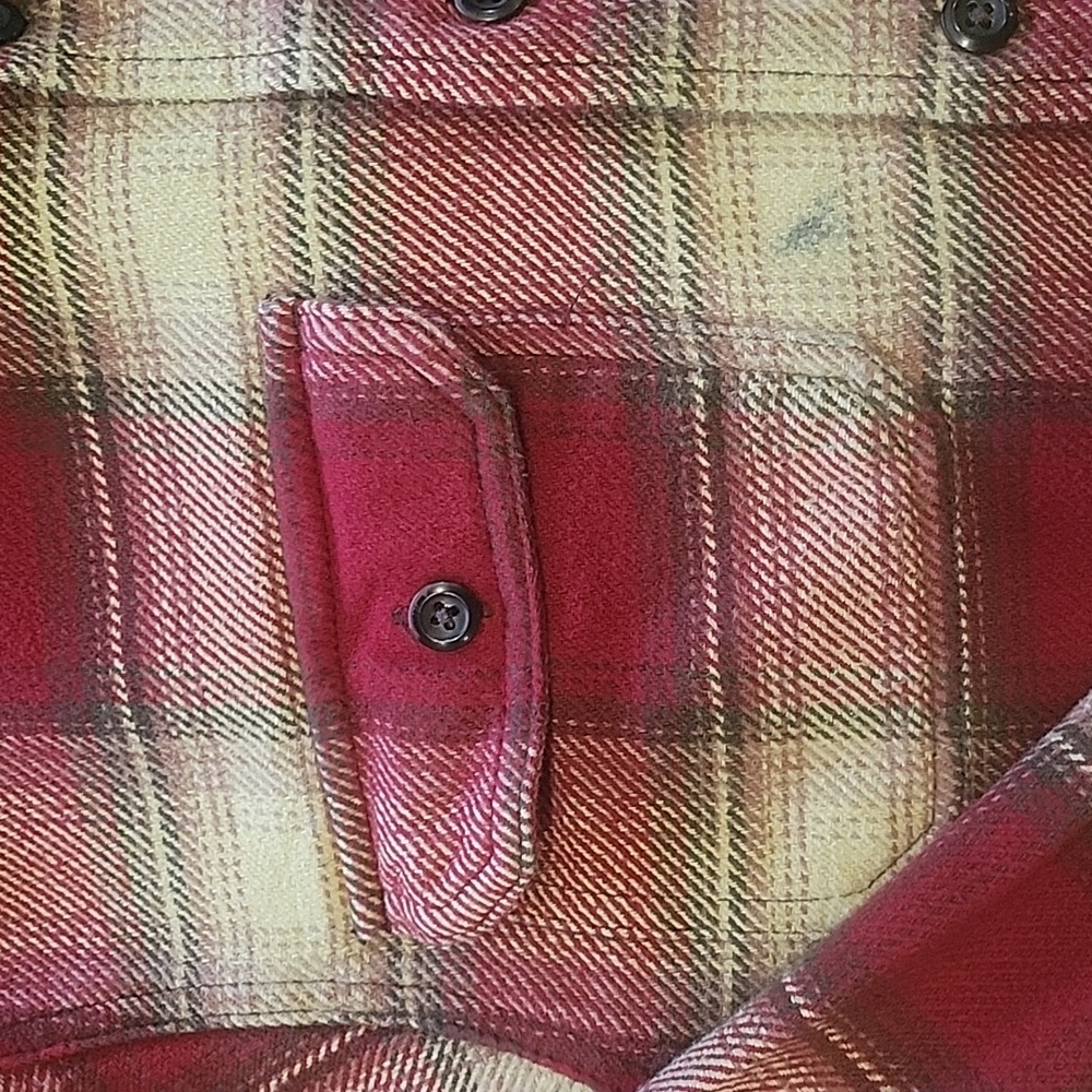 Orvis Men's Heavy Red/ Tan Plaid Flannel Button Down Shirt Size M - Picture 4 of 11